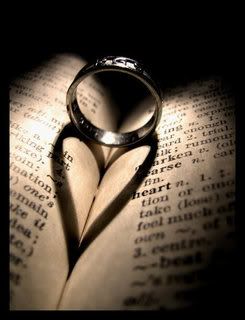 heart_by_hotees.jpg Heart ring image by Laurenxlaugh