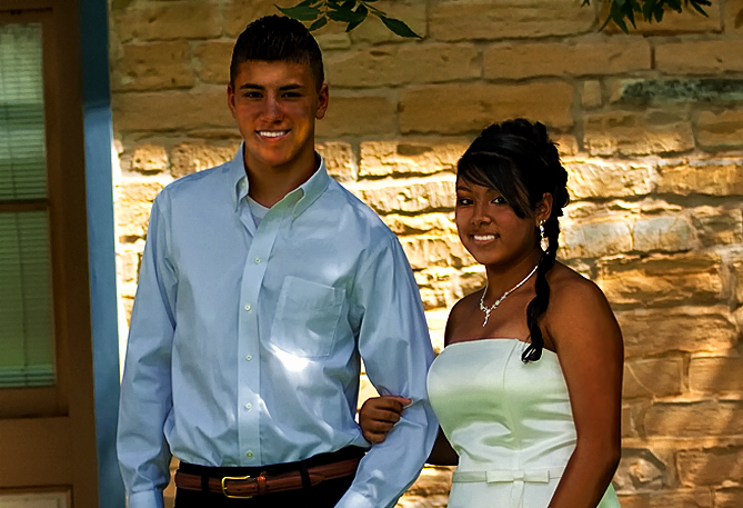 IMAGE: http://i257.photobucket.com/albums/hh202/xHassassin/Editing-4.png?t=1281378026