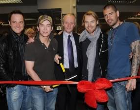 Boyzone performed with Gately's hubby@bestmp3blogger.blogspot.com