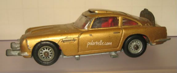 Bond Aston Martin polarbelle