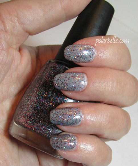 Sation Feliz Navi-doll Holiday Spirit nail polish swatch
