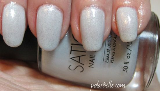 Sation Feliz Navi-doll nail polish swatches