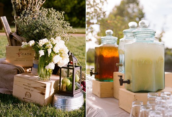 iced tea and lemonade wedding