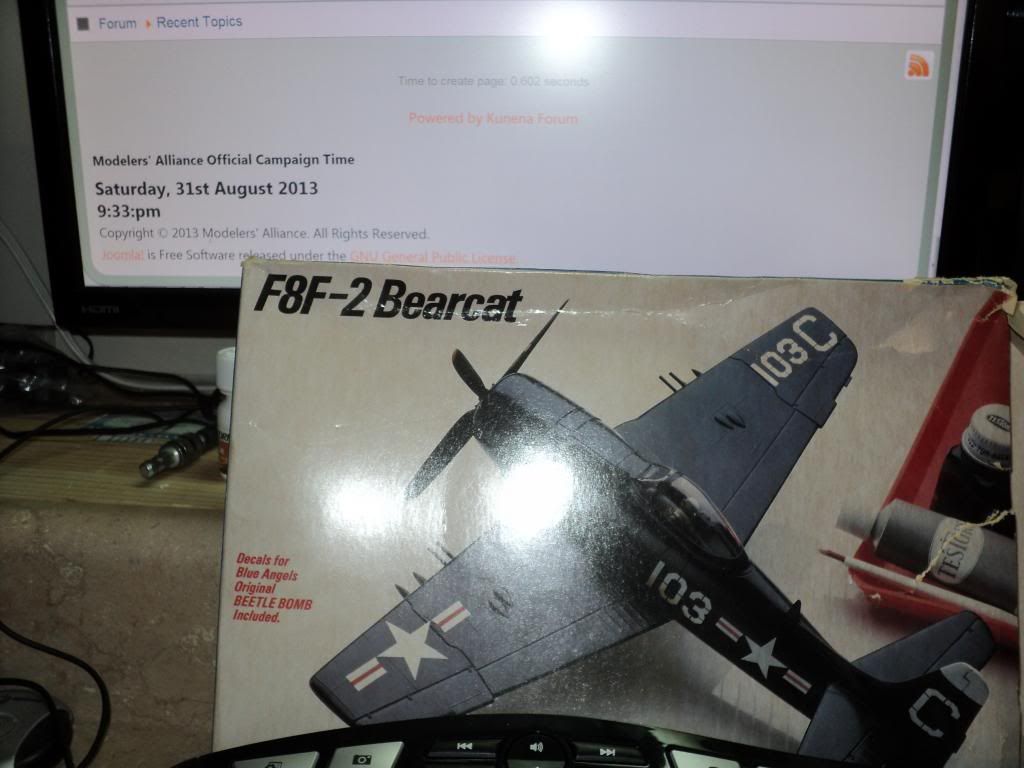 F8-01_zpsdacf1270.jpg