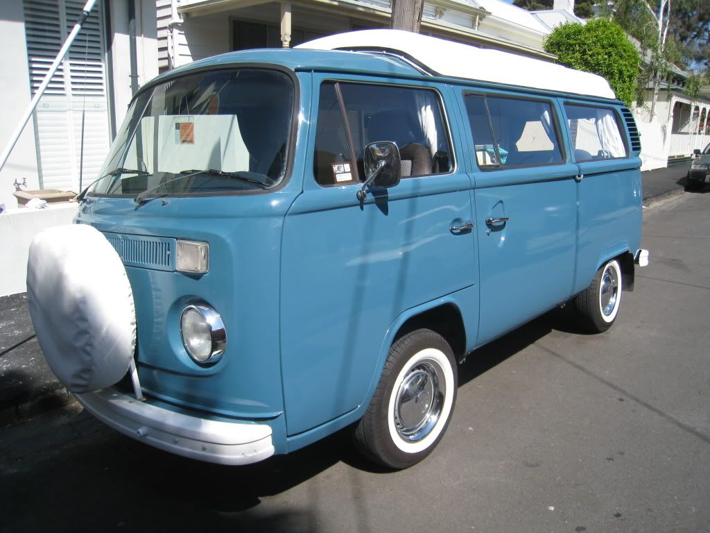 http://i257.photobucket.com/albums/hh230/chrisaspro/Our%20Kombi/OurKombi001.jpg