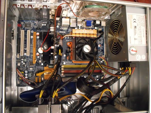 PCBuild2008003.jpg