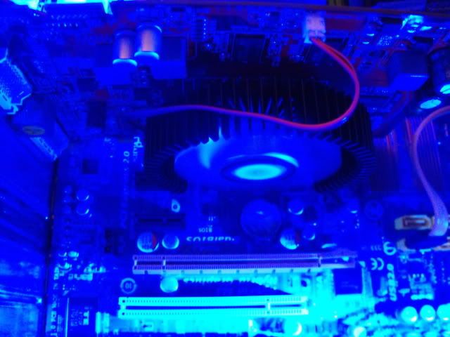 PCBuild2008009.jpg