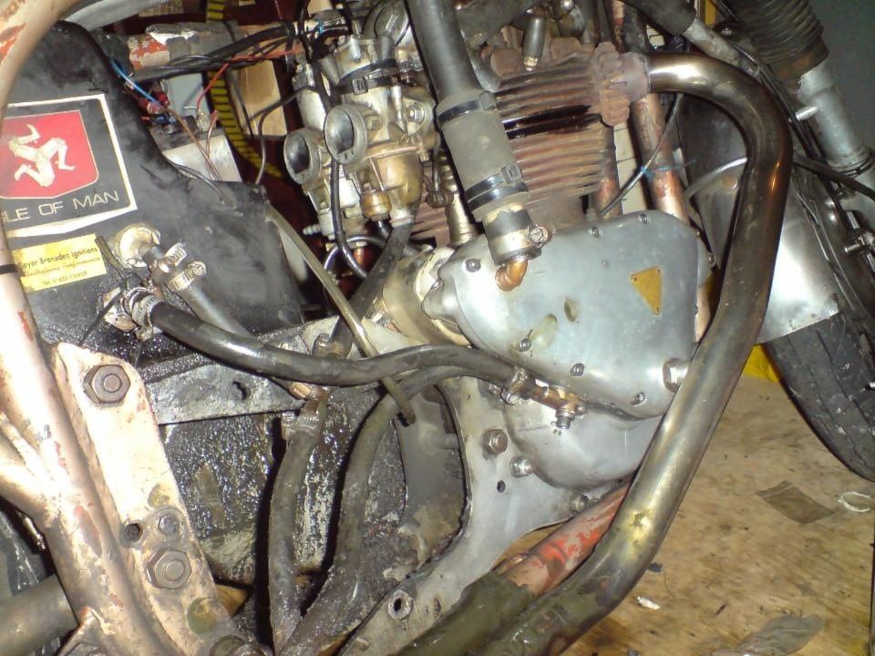 Spark plug picture - what does this mean? | Triumph Rat Motorcycle Forums