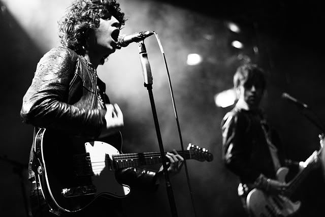 thekooks_110206_1.jpg