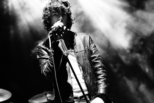 thekooks_110206_2.jpg