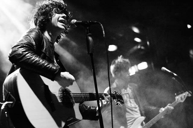 thekooks_110206_9.jpg