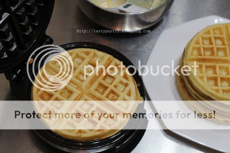  photo waffle 15 - Copy_zpseo3g3n4c.jpg