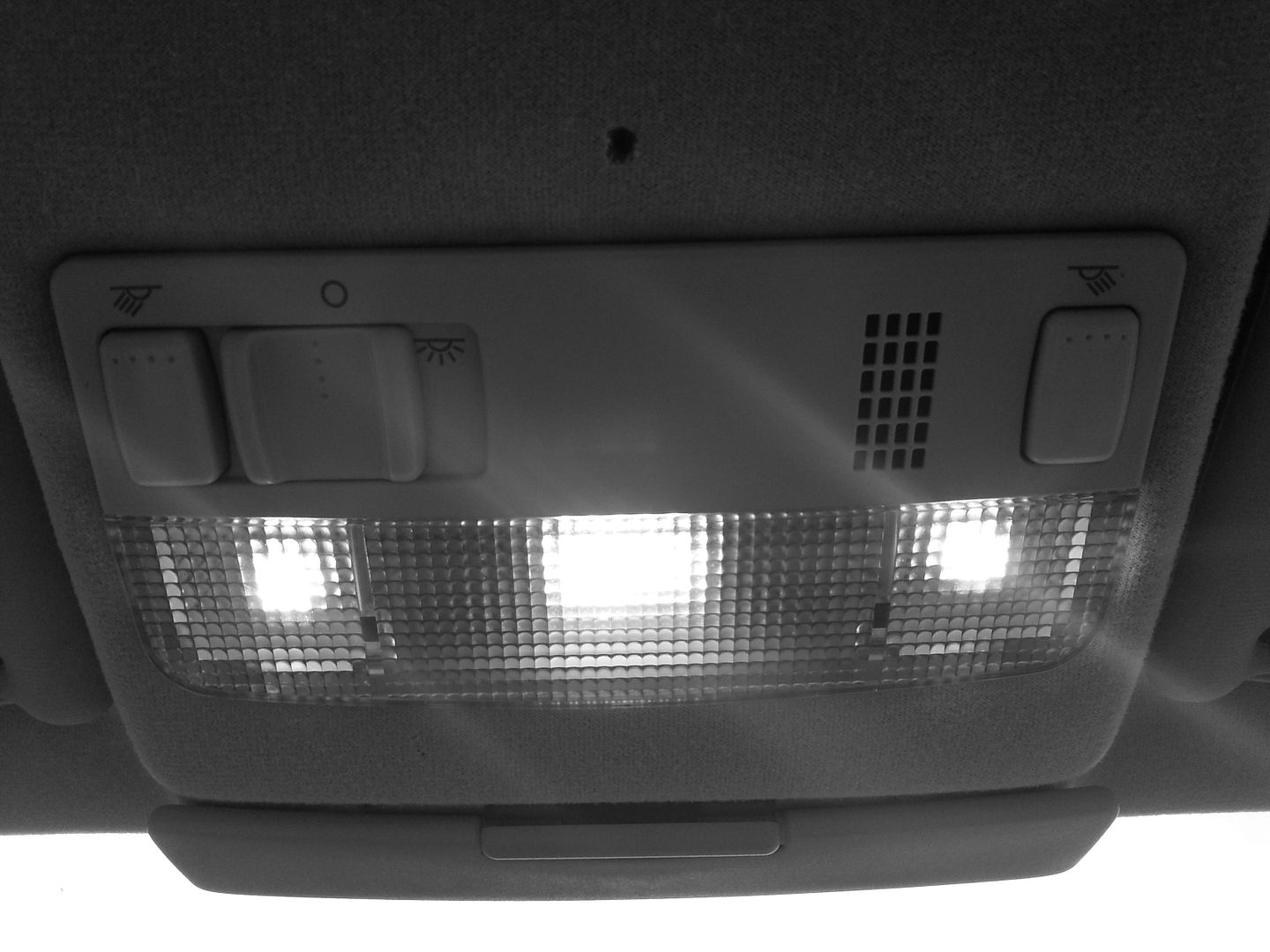 Interior Light bulb upgrade - Skoda Octavia Mk I - BRISKODA